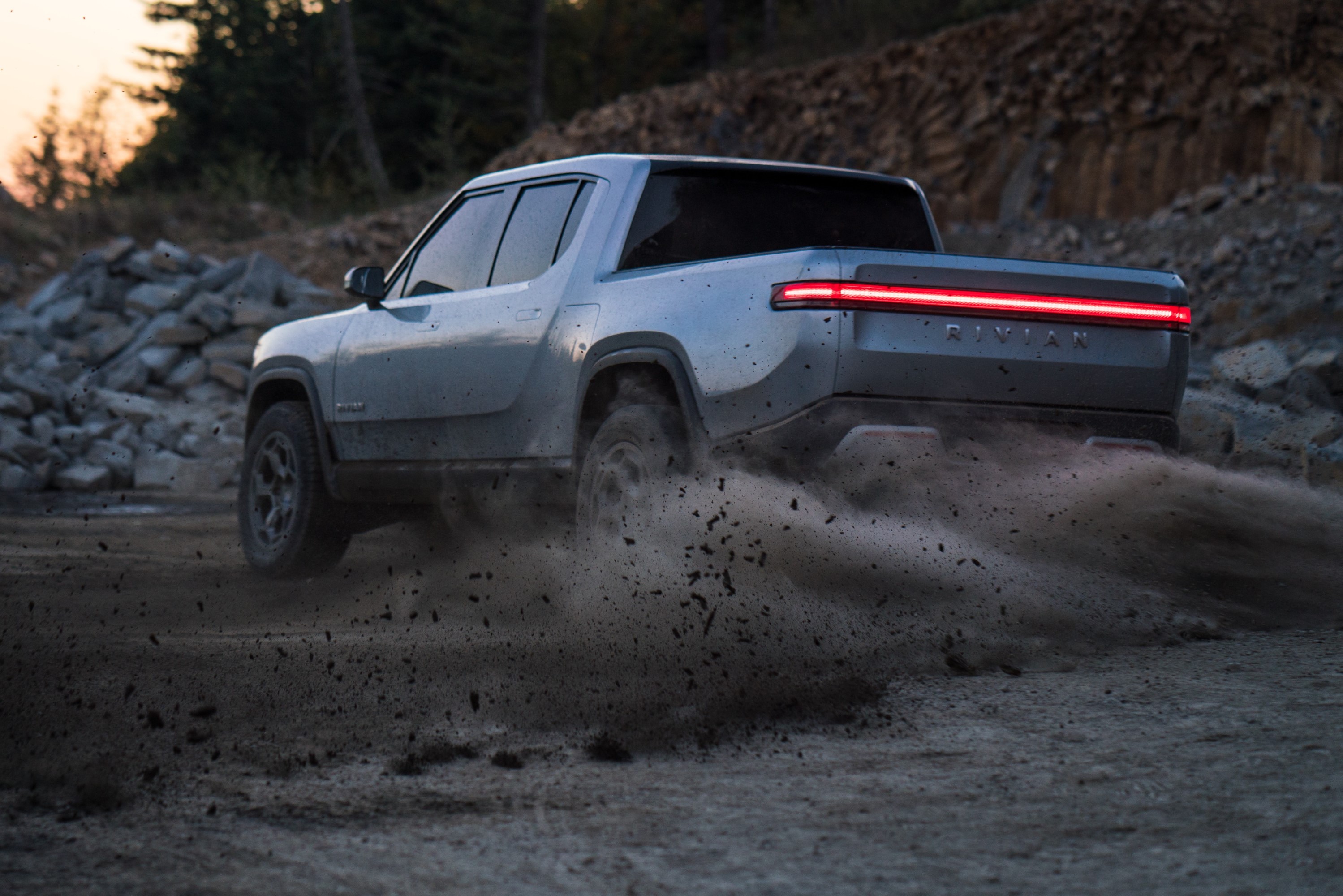 Rivian’s battery-powered RT1 pickup goes 0-60 in 3 seconds, is designed with storage in mind