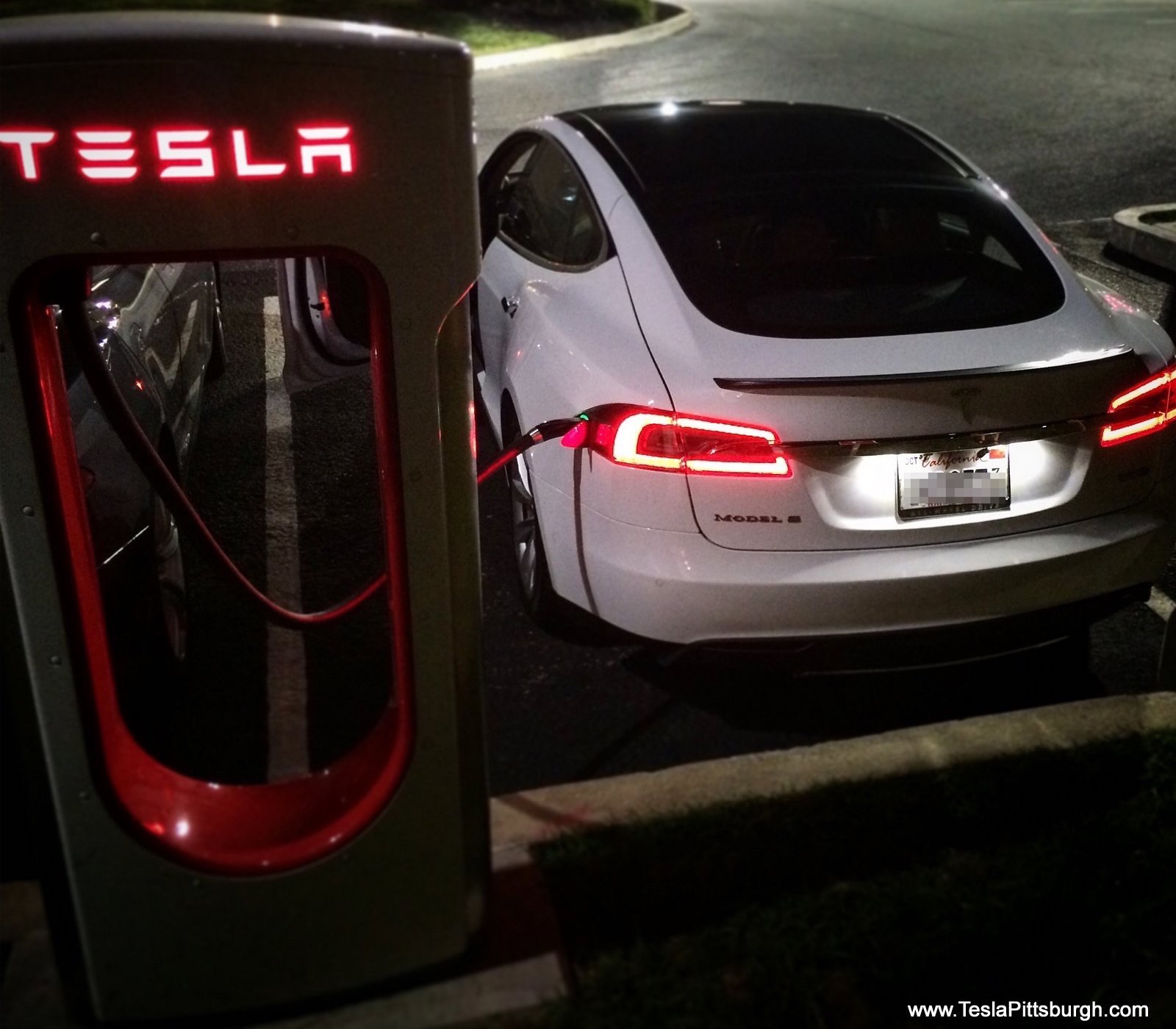 Tesla’s Supercharger Network recognized by Morgan Stanley as ‘competitive moat’