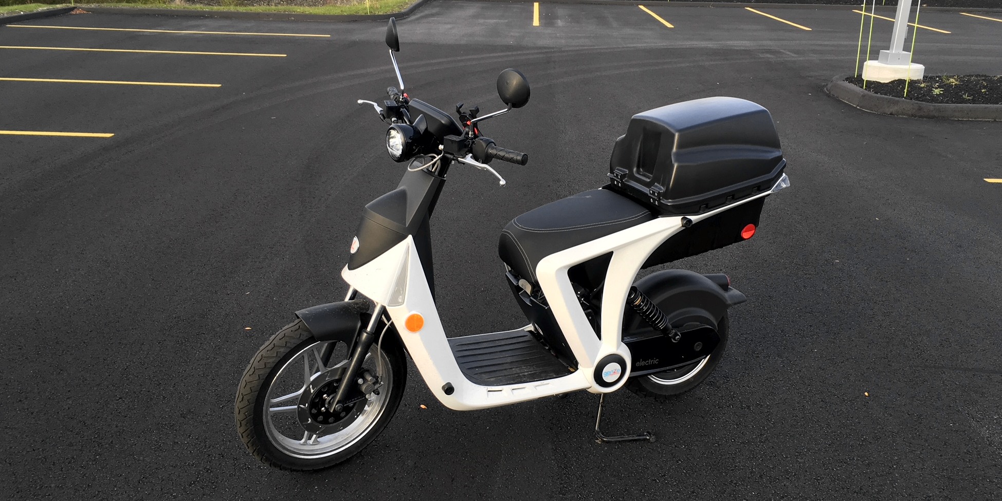 500 miles on a GenZe 2.0 electric scooter (and why I no longer drive a car)
