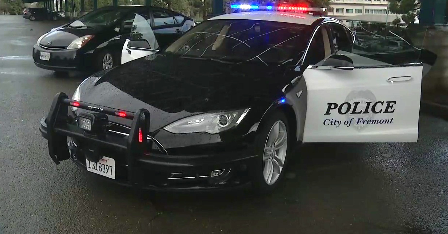 Tesla Model S Fremont PD police cruiser is complete and ready for duty