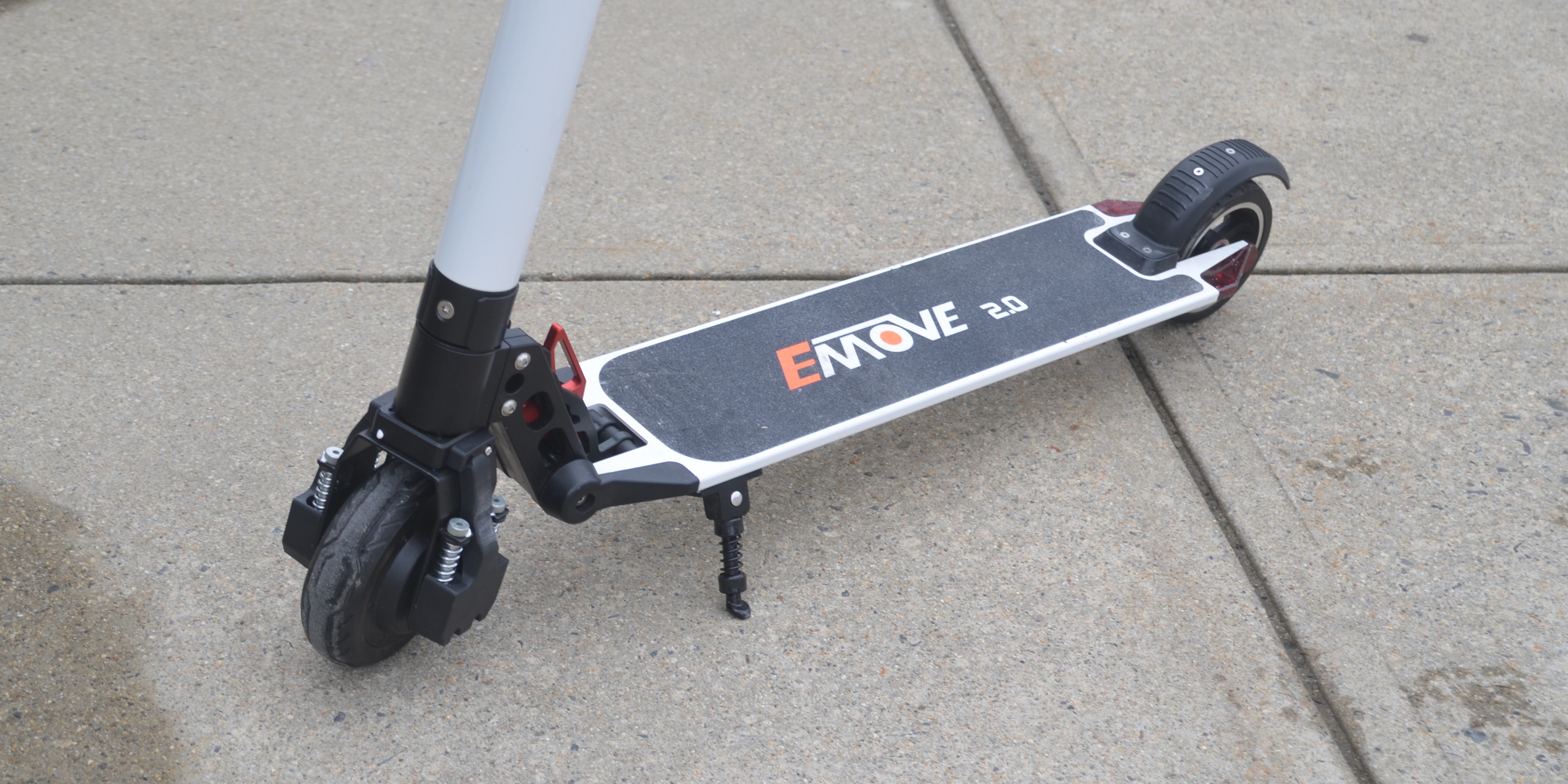 Review: EMOVE 2.0 electric scooter is the lightest I’ve ridden at just 7 kg