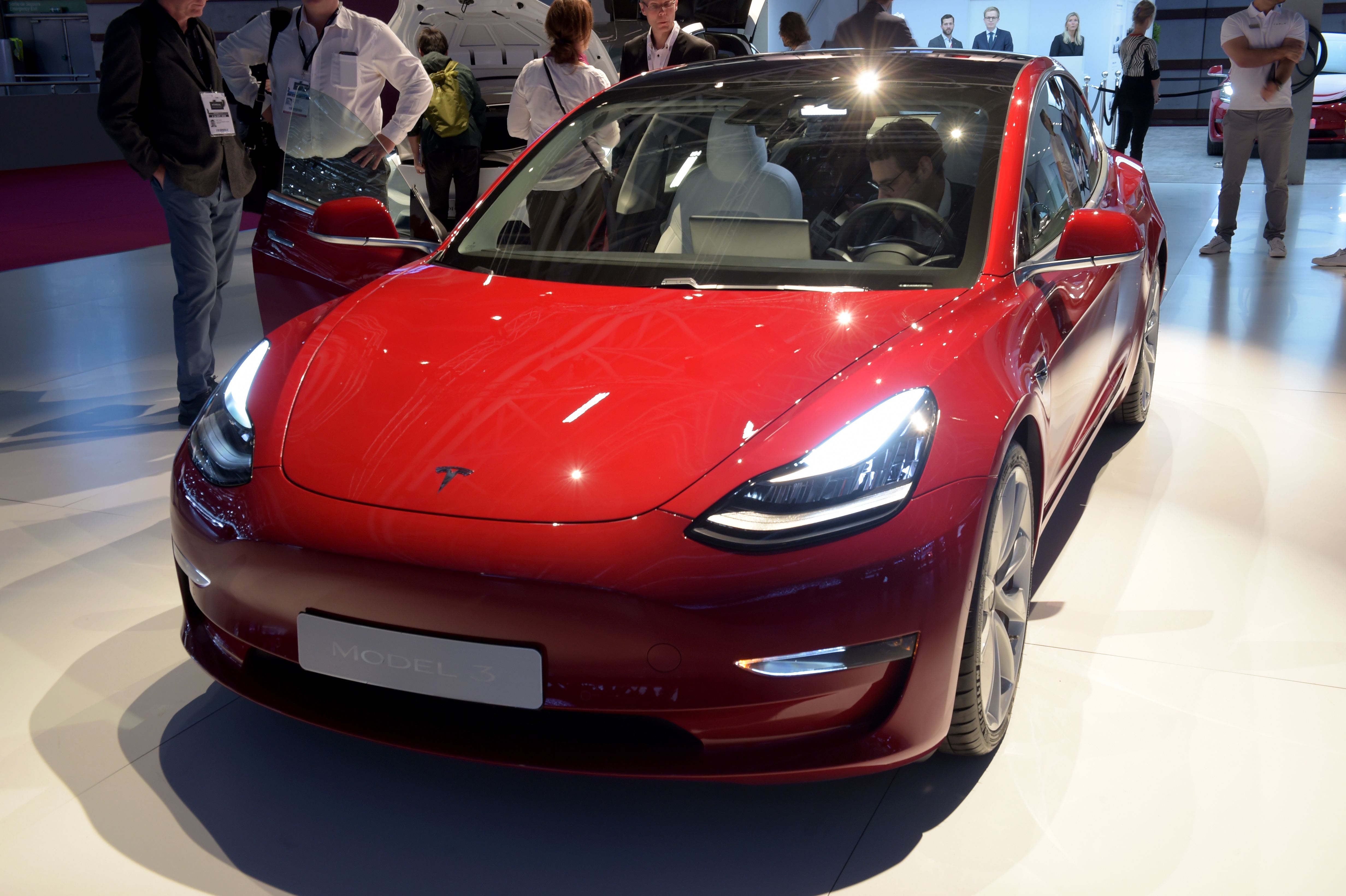 Tesla’s new China-made Model 3 opens for pre-order with a 13% price cut