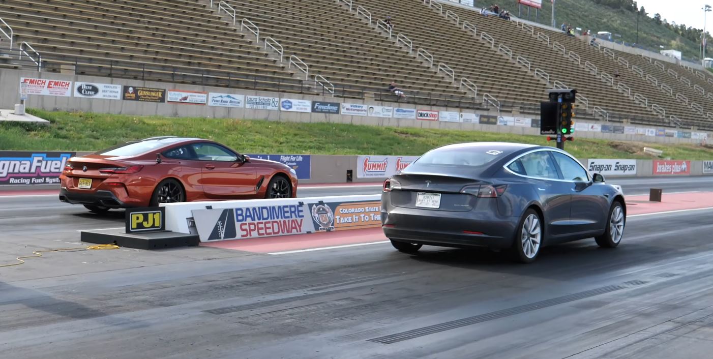 Video: Tesla Model 3 Drag Races BMW M2 and M850i xDrive
