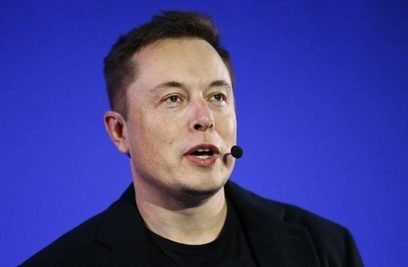 Musk unveils brain-on-a-chip, seeks human trials in 2020
