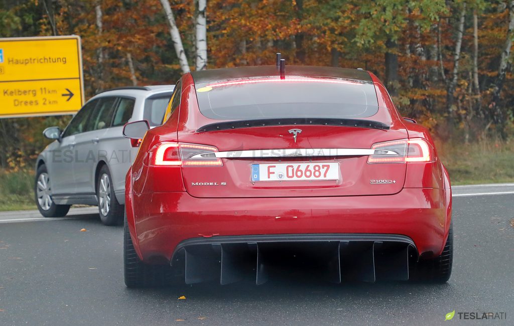 Tesla’s two Model S ‘Plaid’ variants are being benchmarked against each other