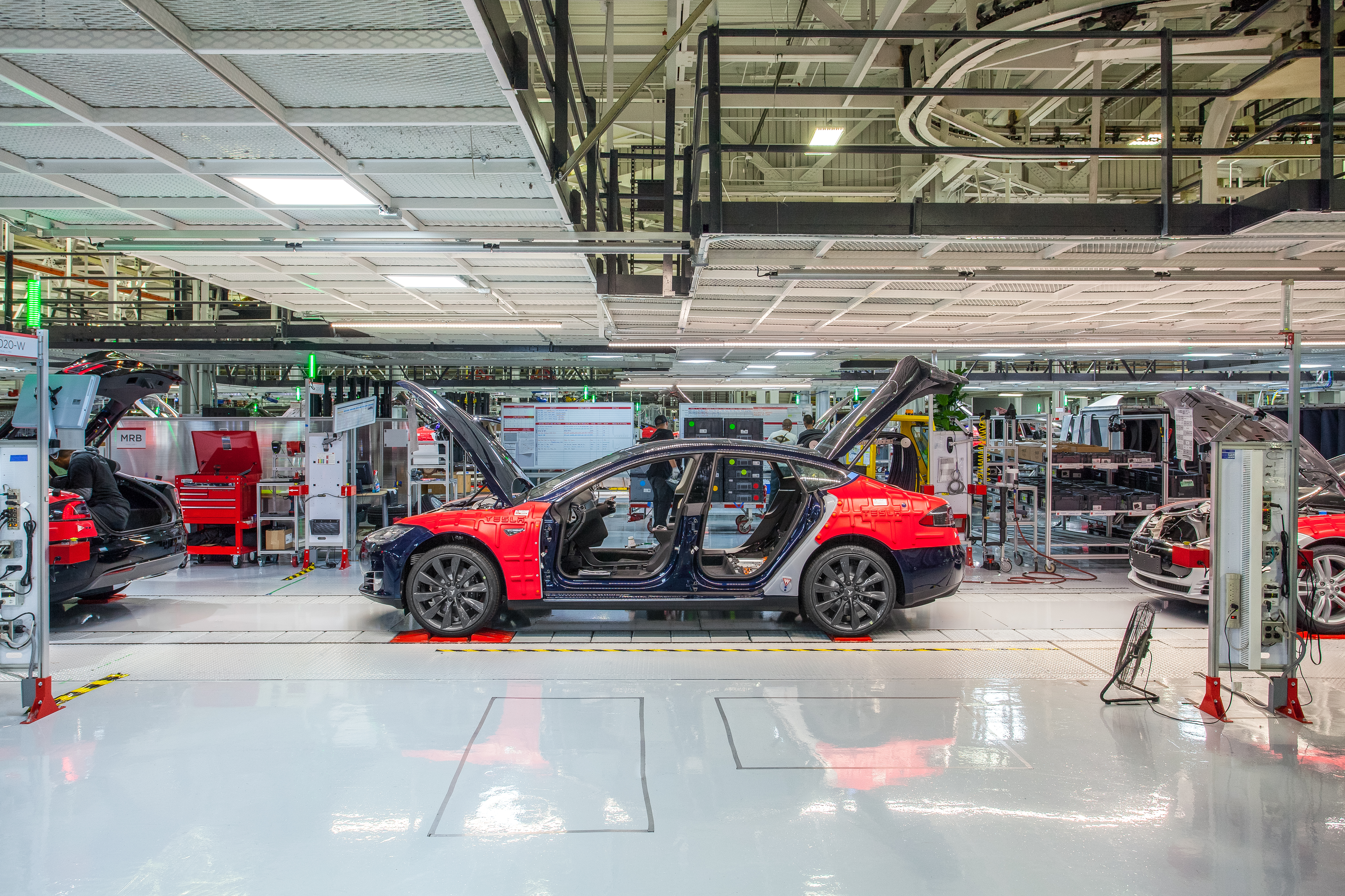 Elon Musk just put a new person in charge of production at Tesla’s Fremont factory