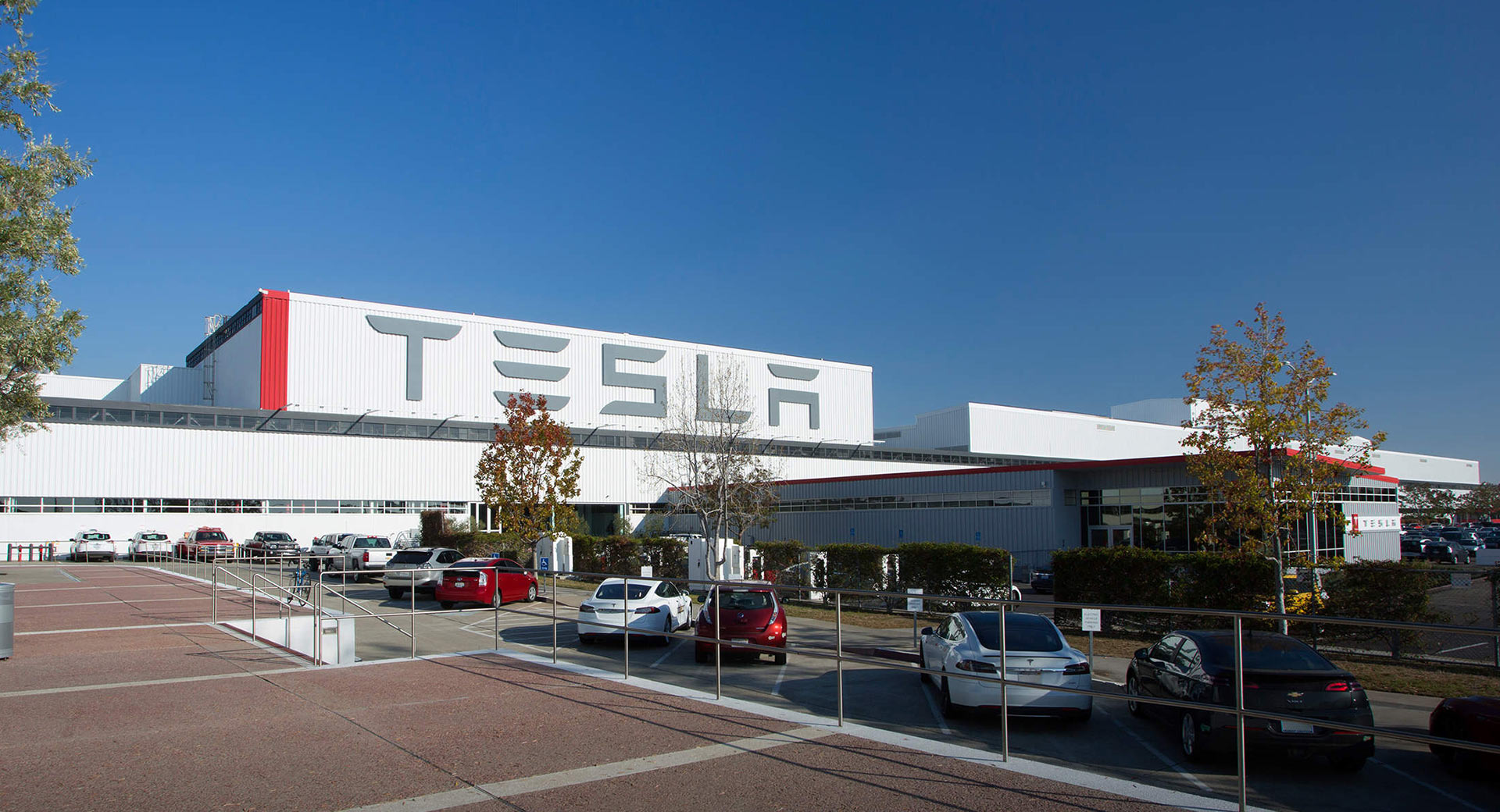 Tesla Resumes Production In California Defying Lockdown Order