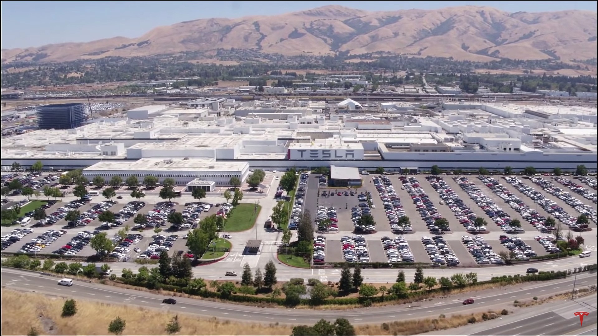 Tesla withdraws Alameda County lawsuit as Fremont factory returns to normal operations