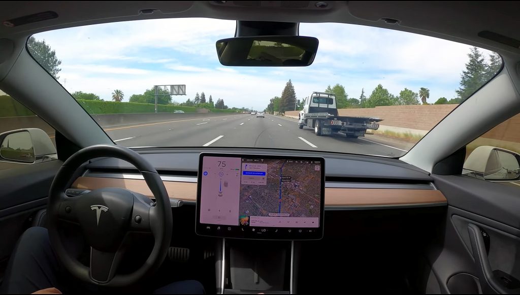 Tesla Autopilot will now let drivers stay in passing lane with new update