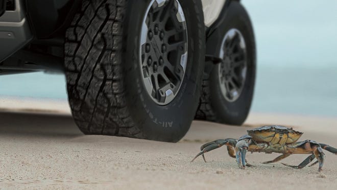 GM talks ‘Crab Mode’ and reveals unveiling date for Hummer EV