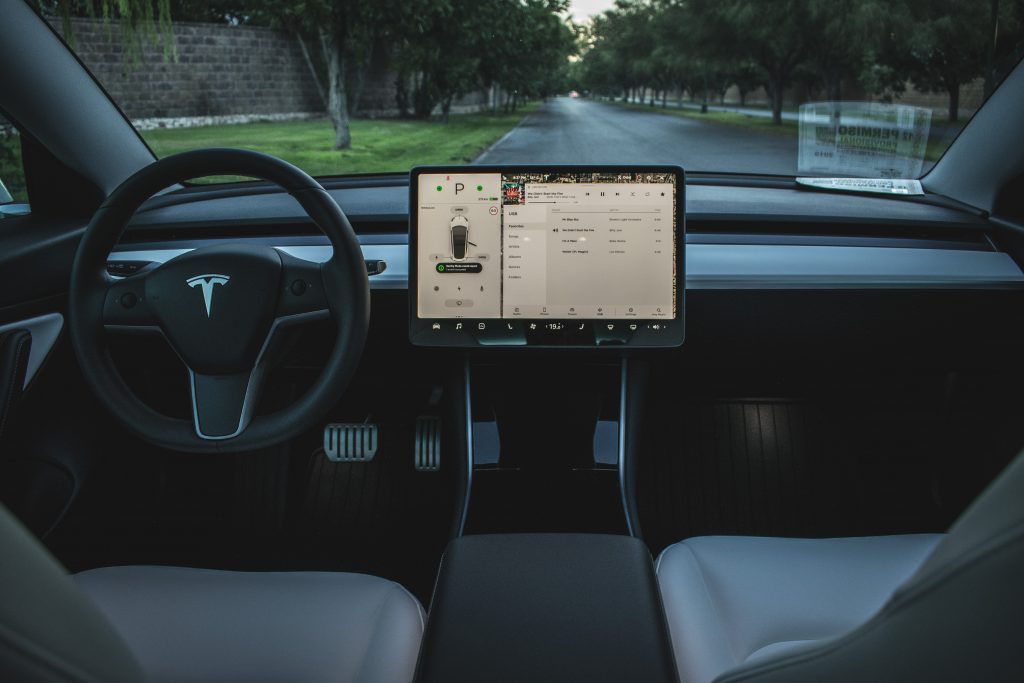 Tesla on track to follow Apple’s footsteps as a software-based service provider
