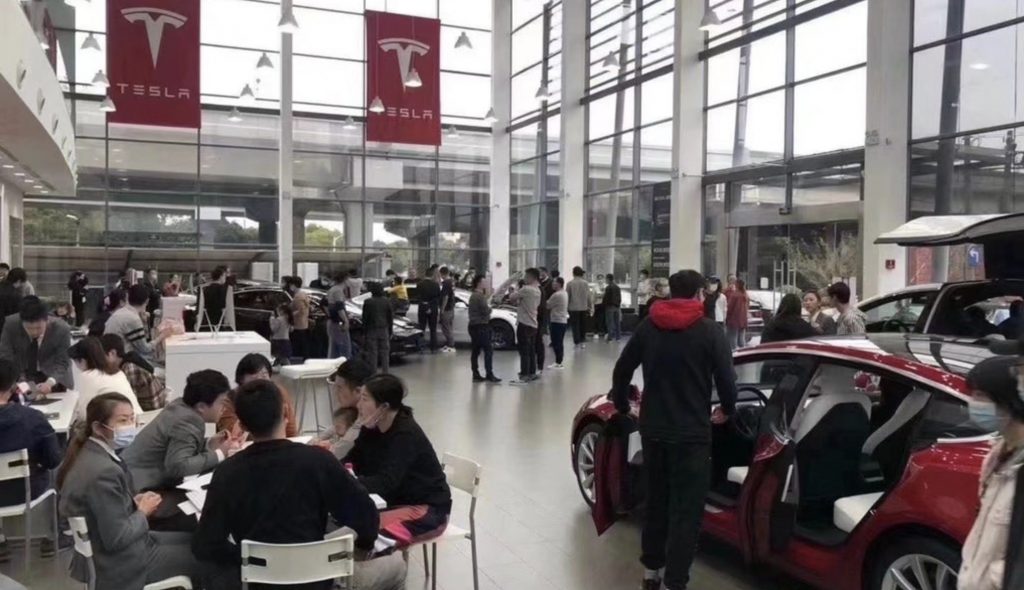 Tesla sales in China expected to see Q4 surge with Shanghai’s updated license plate rules