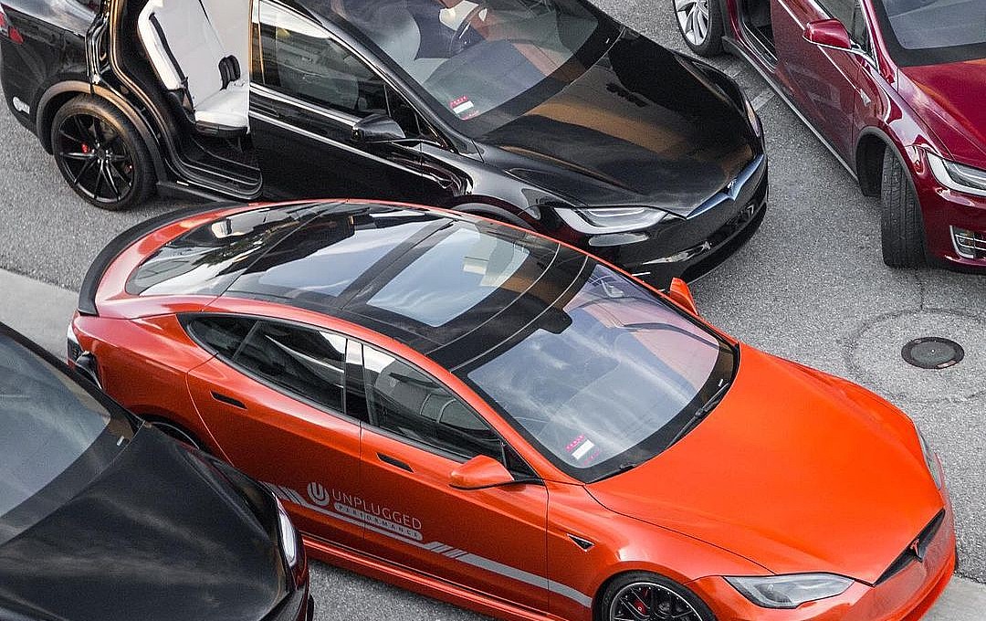Tesla Model S and Model X ‘refresh’ practically confirmed with selfie camera update