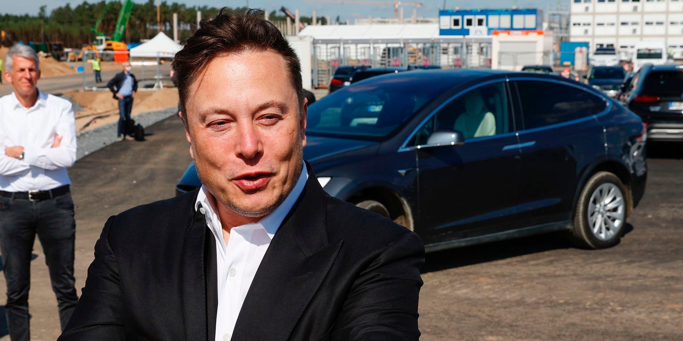 Tesla just missed its goal of delivering half a million vehicles last year