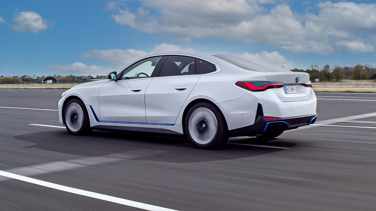 2022 BMW i4 reveal | Ready to fight Tesla Model 3