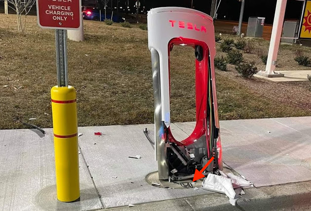 Culprit behind destroyed Tesla Supercharger leaves apparent evidence behind