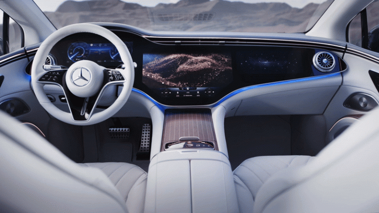 The 2022 Mercedes-Benz EQS Flagship Electric Sedan Has A Bonkers 56″ Curved Screen Dash