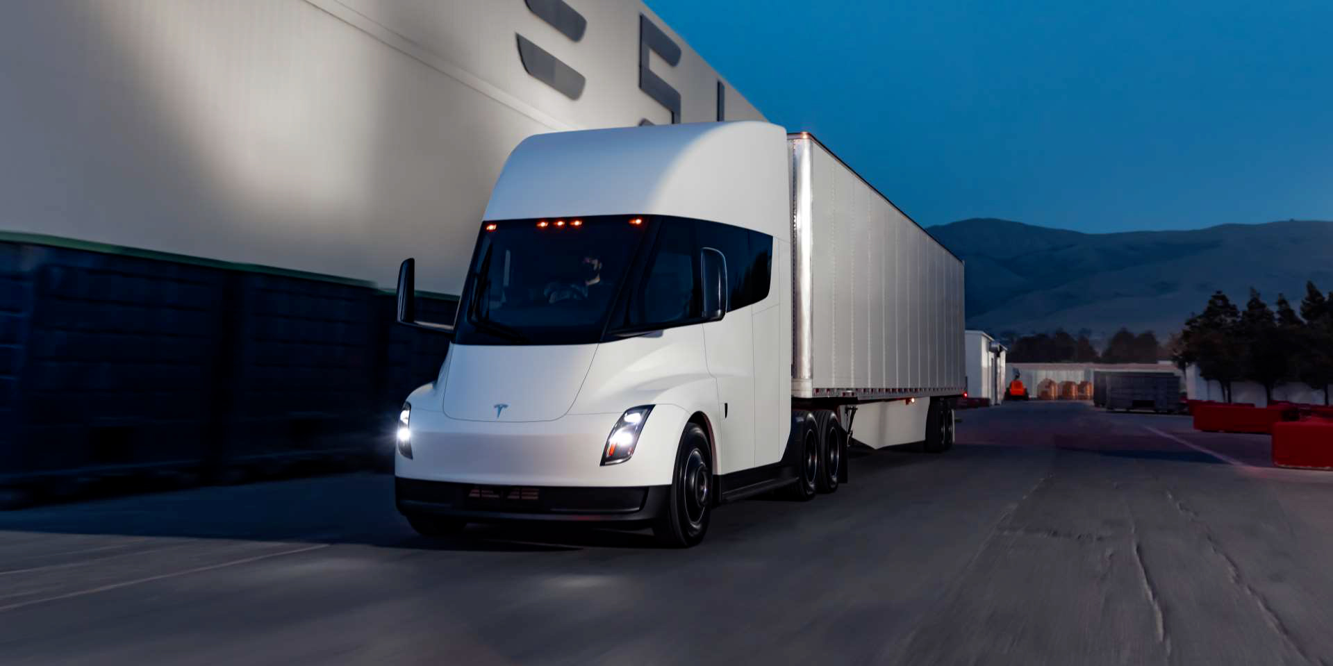 Tesla says Semi deliveries to begin this year, ending battery constraint worries