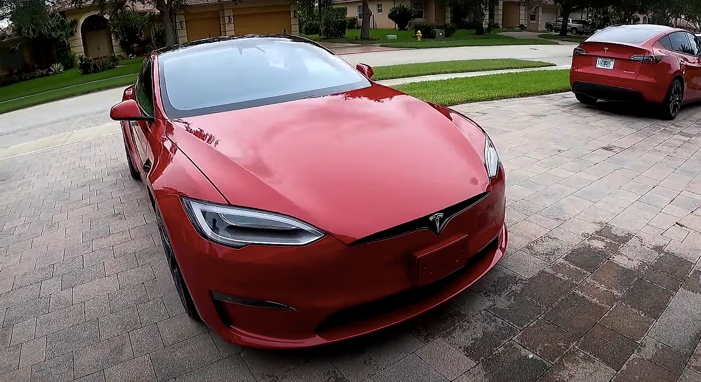 Tesla Model S Plaid achieves 1.99-second 0-60 mph time with no prep on the street