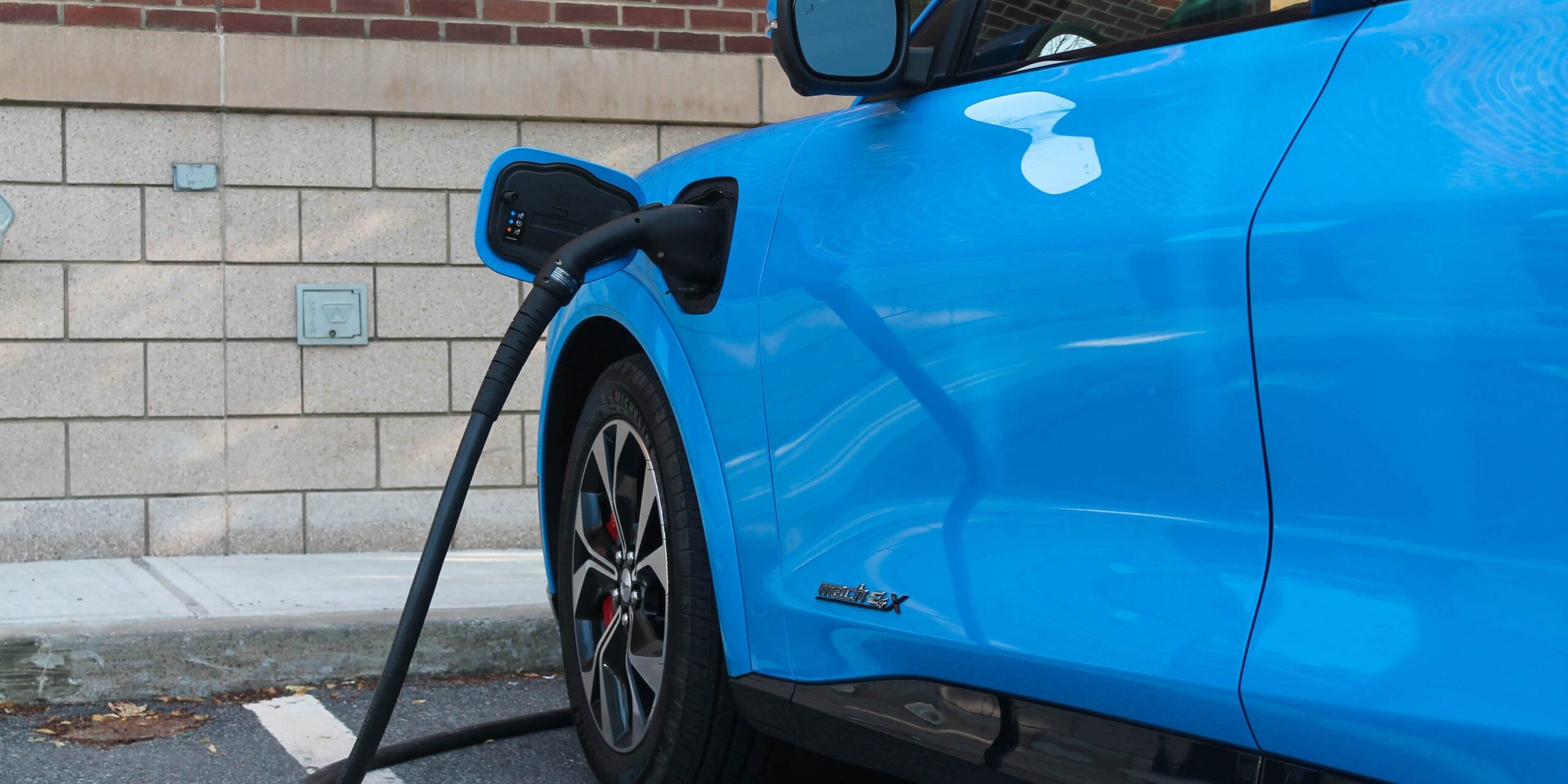 The best ways to find charging stations for your electric vehicle