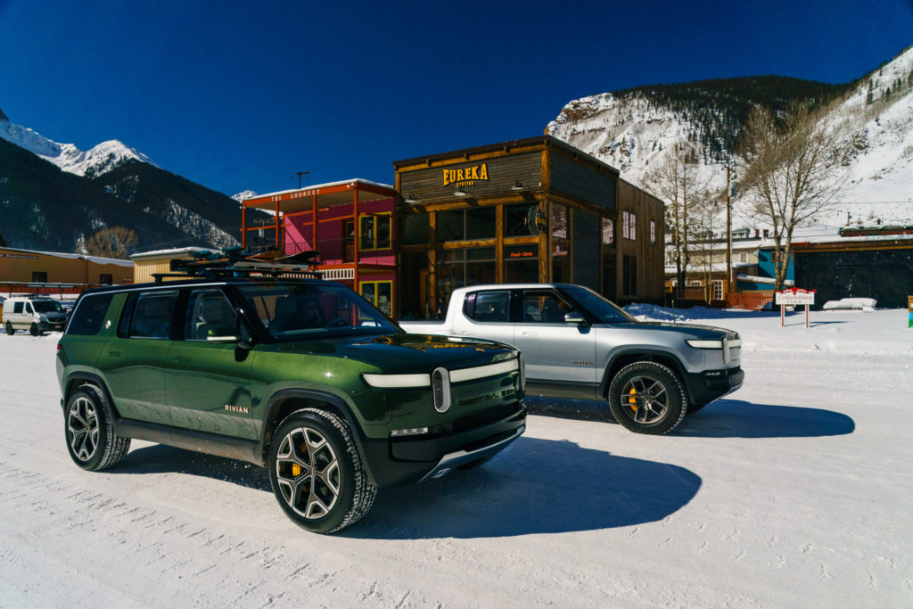 Rivian R1T and R1S formally receive EPA rating above 300 miles