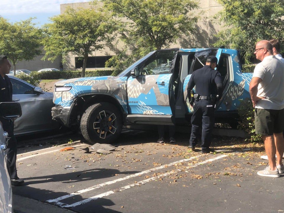 Rivian R1T prototype involved in strange accident with two parked vehicles